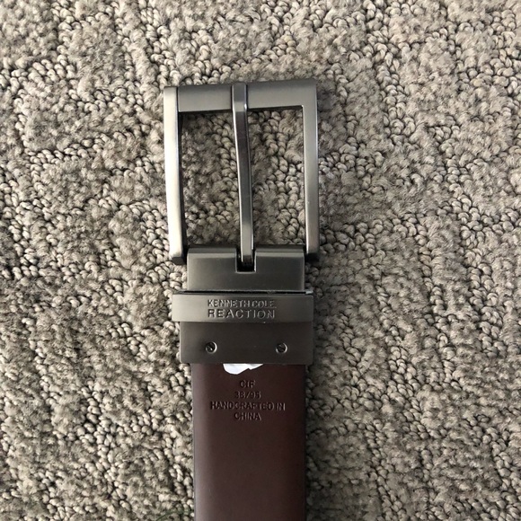 Kenneth Cole Reaction Reversible Belt - Picture 2 of 4